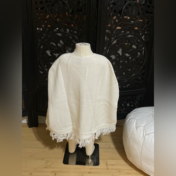 NEW Julius Berger Sweater Shaw P & P Cape Girl - Picture 3 of 13